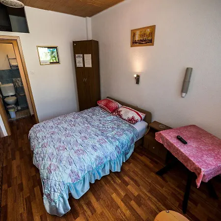 Apartman Kod Ede Apartament *