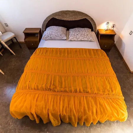 Apartman Kod Ede Apartament
