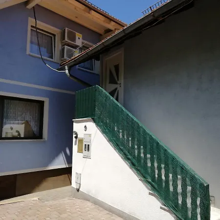Apartament Apartman Kod Ede Bihać