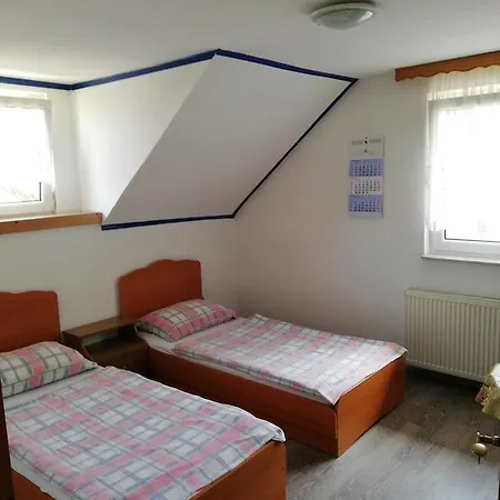 Apartman Kod Ede