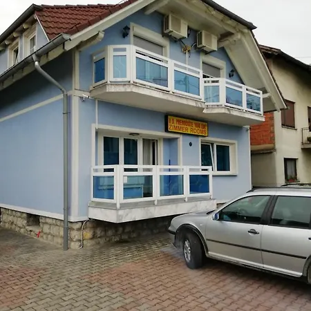 Apartman Kod Ede Apartament *